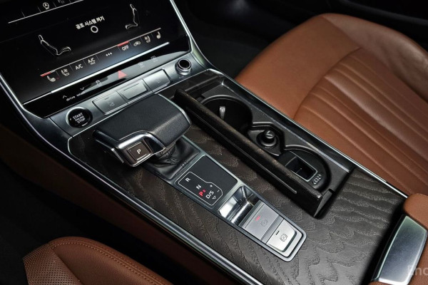 2023 Audi A6 с пробегом 38 363 км