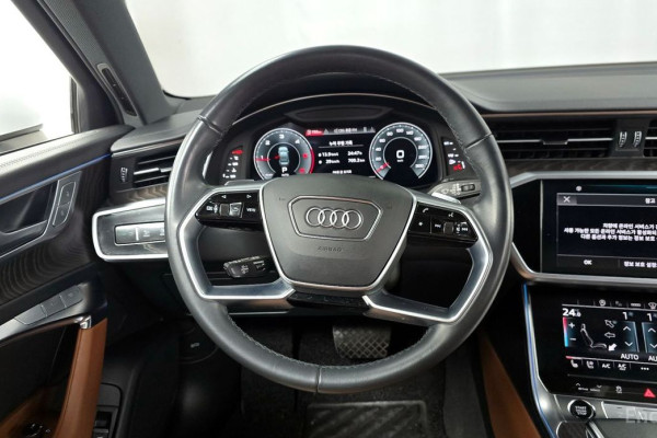 2023 Audi A6 с пробегом 52 881 км