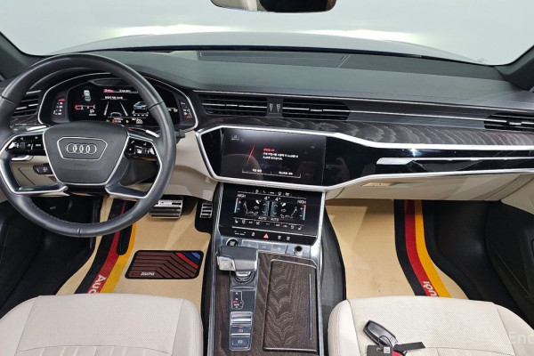 2023 Audi A6 с пробегом 16 460 км