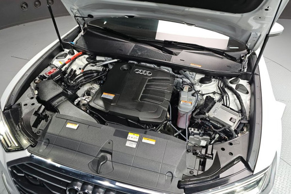 2022 Audi A6 с пробегом 52 264 км