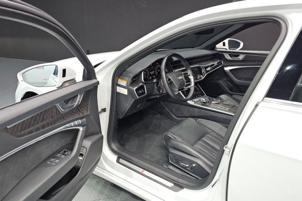 2022 Audi A6 с пробегом 52 264 км