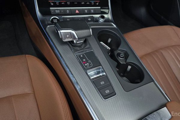 2022 Audi A6 с пробегом 86 927 км