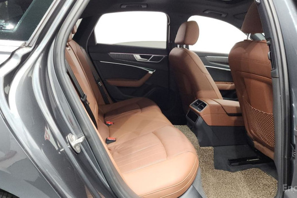 2020 Audi A6 с пробегом 143 434 км