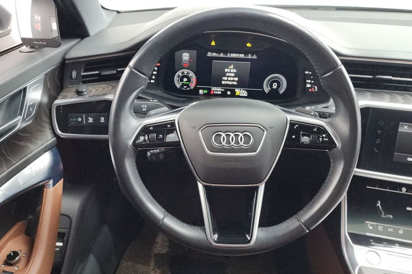 2020 Audi A6 с пробегом 143 434 км