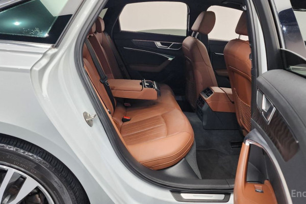 2022 Audi A6 с пробегом 70 839 км