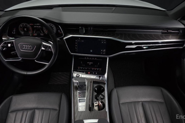 2022 Audi A6 с пробегом 15 564 км