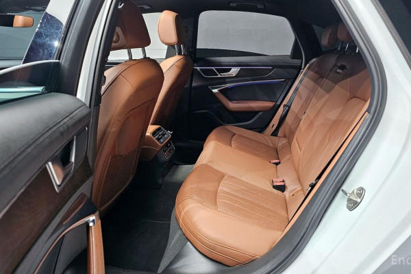 2022 Audi A6 с пробегом 23 475 км