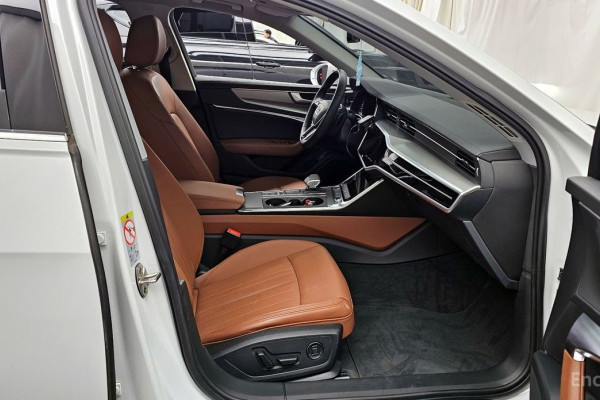 2022 Audi A6 с пробегом 93 713 км