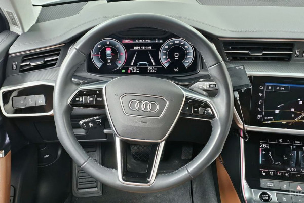 2022 Audi A6 с пробегом 93 713 км