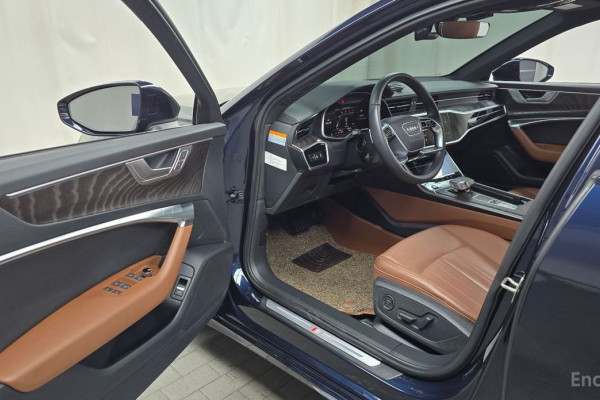 2023 Audi A6 с пробегом 61 011 км