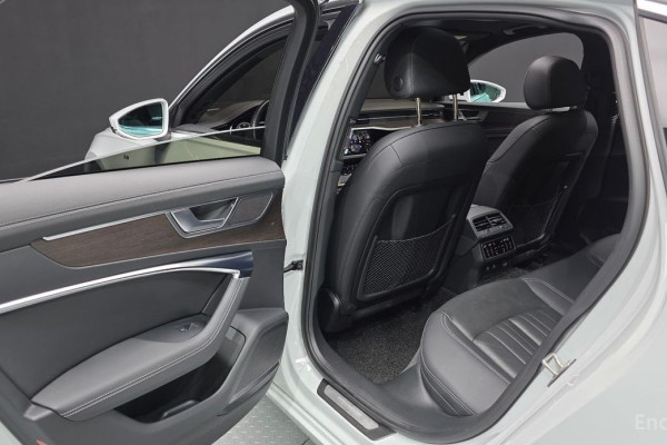 2023 Audi A6 с пробегом 19 906 км