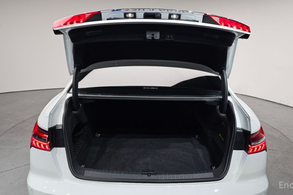 2022 Audi A6 с пробегом 73 661 км