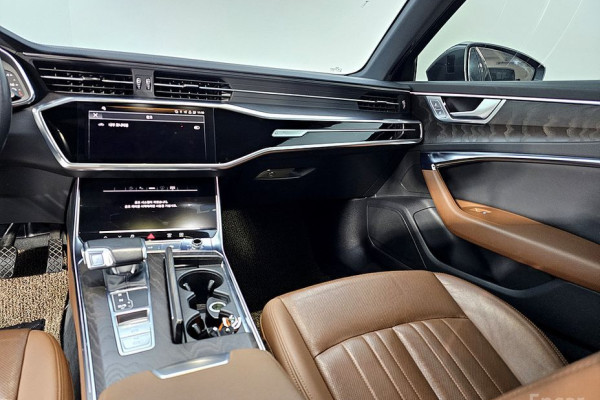 2021 Audi A6 с пробегом 127 323 км