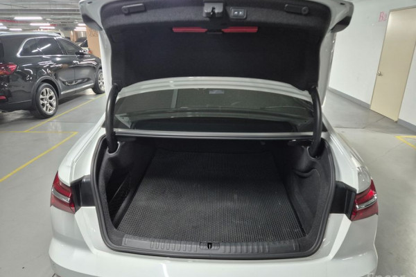 2020 Audi A6 с пробегом 121 115 км