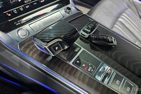 2020 Audi A6 с пробегом 77 079 км