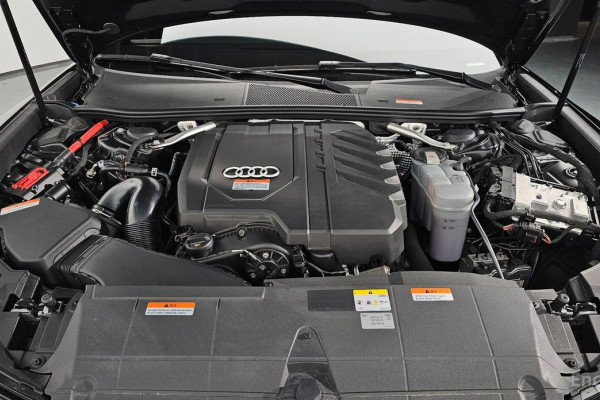 2023 Audi A6 с пробегом 7 408 км