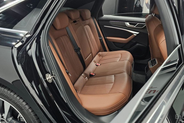 2023 Audi A6 с пробегом 7 408 км