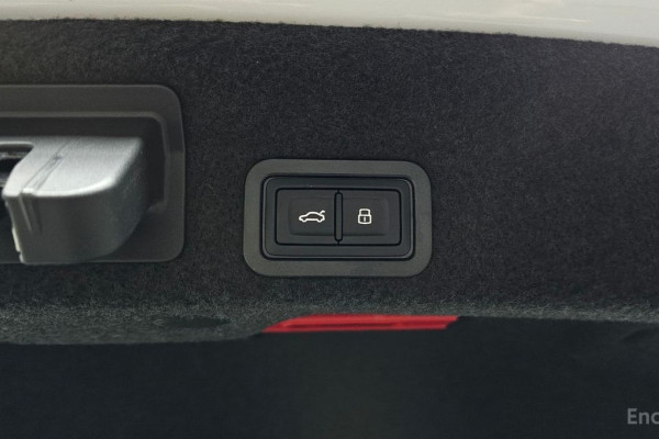 2023 Audi A6 с пробегом 35 348 км