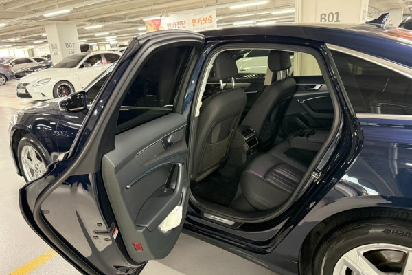 2020 Audi A6 с пробегом 42 577 км