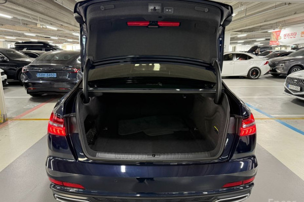 2020 Audi A6 с пробегом 42 577 км