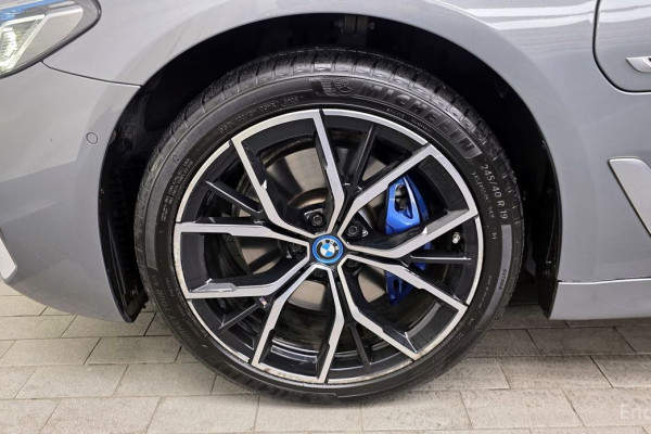 2023 BMW 5 серии с пробегом 73 342 км