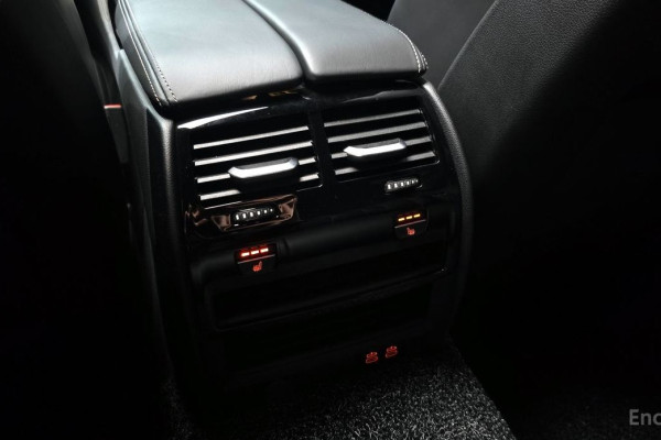 2023 BMW 5 серии с пробегом 28 469 км