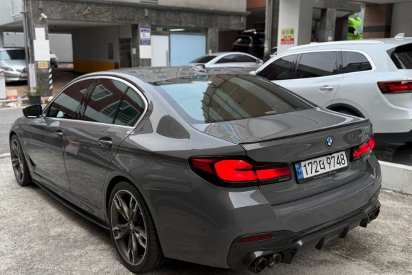 2022 BMW 5 серии с пробегом 56 000 км