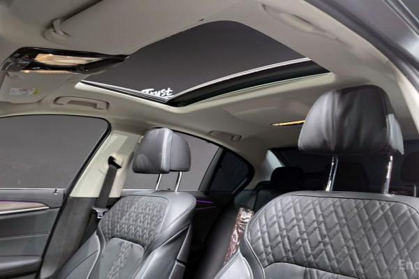 2022 BMW 5 серии с пробегом 74 682 км