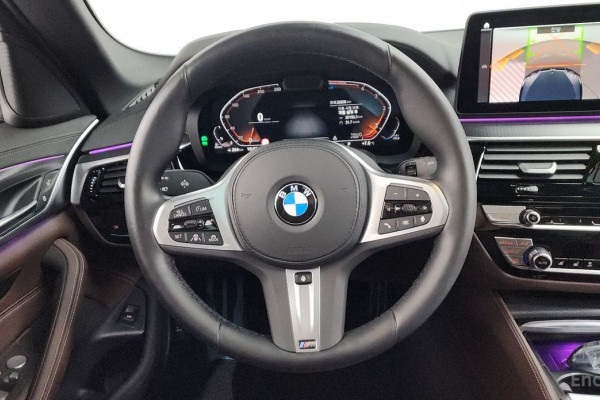 2023 BMW 5 серии с пробегом 29 208 км