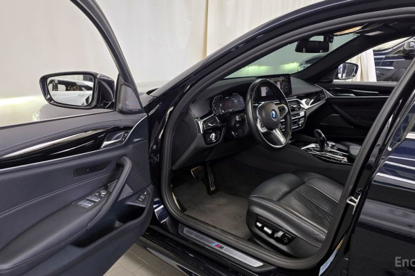2022 BMW 5 серии с пробегом 65 680 км