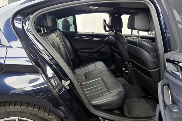 2022 BMW 5 серии с пробегом 65 680 км