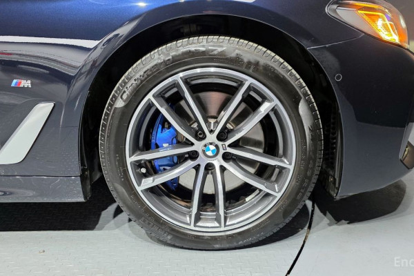 2022 BMW 5 серии с пробегом 46 244 км