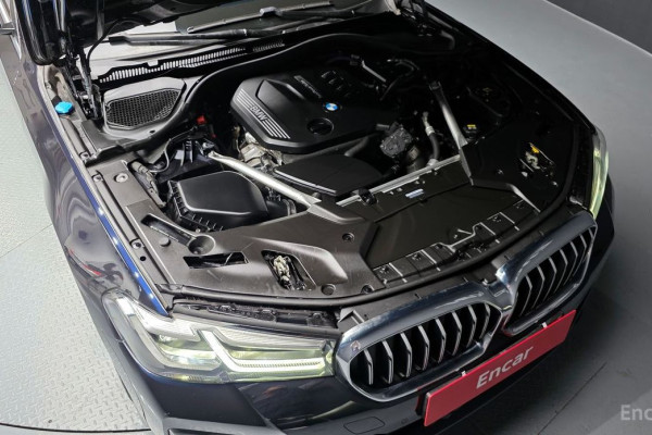 2022 BMW 5 серии с пробегом 46 244 км