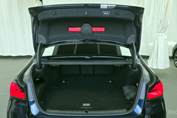 2022 BMW 5 серии с пробегом 65 680 км