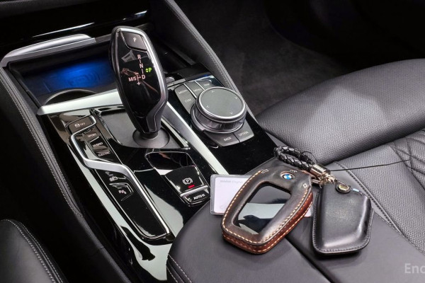 2022 BMW 5 серии с пробегом 59 580 км