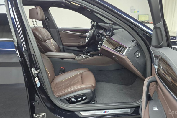 2022 BMW 5 серии с пробегом 84 936 км