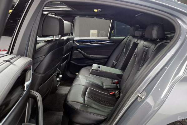 2022 BMW 5 серии с пробегом 59 580 км