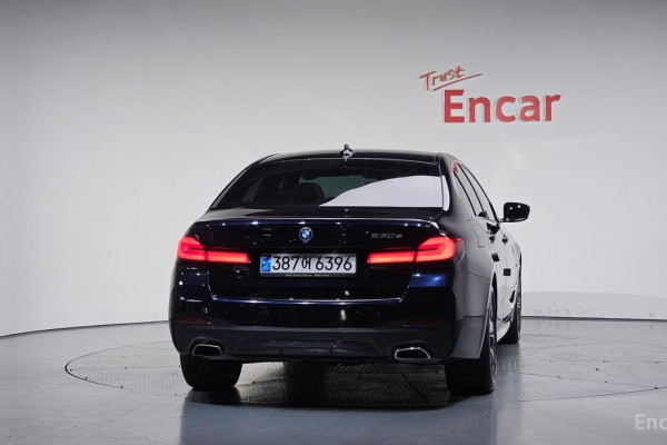 2022 BMW 5 серии с пробегом 45 939 км