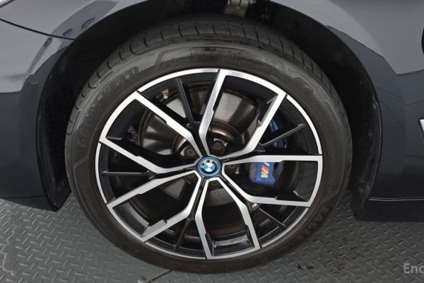 2022 BMW 5 серии с пробегом 45 939 км