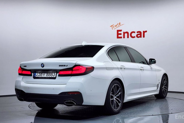 2022 BMW 5 серии с пробегом 97 445 км