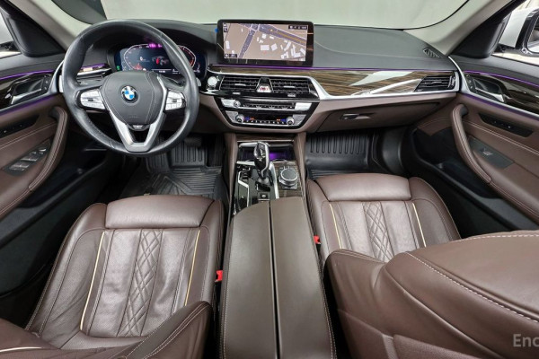 2022 BMW 5 серии с пробегом 57 679 км