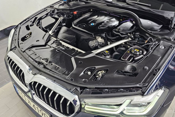 2022 BMW 5 серии с пробегом 80 519 км