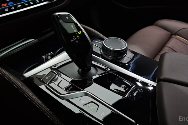 2022 BMW 5 серии с пробегом 45 939 км