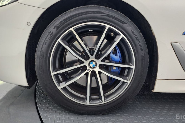 2022 BMW 5 серии с пробегом 97 445 км