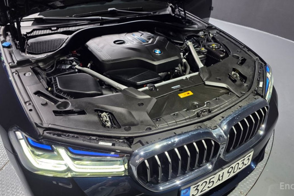 2022 BMW 5 серии с пробегом 7 420 км