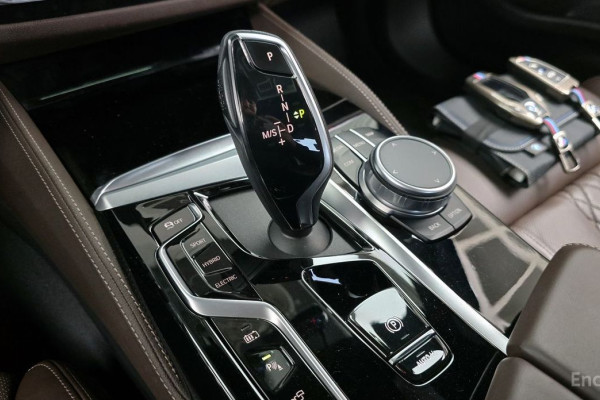 2022 BMW 5 серии с пробегом 78 940 км