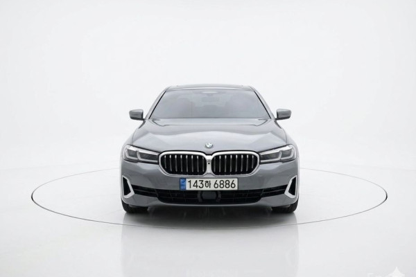 2023 BMW 5 серии с пробегом 41 676 км