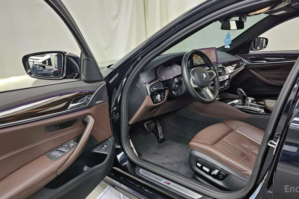 2022 BMW 5 серии с пробегом 80 519 км