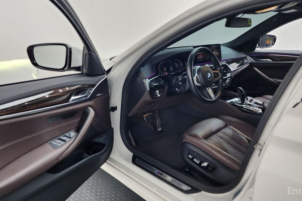 2022 BMW 5 серии с пробегом 97 445 км