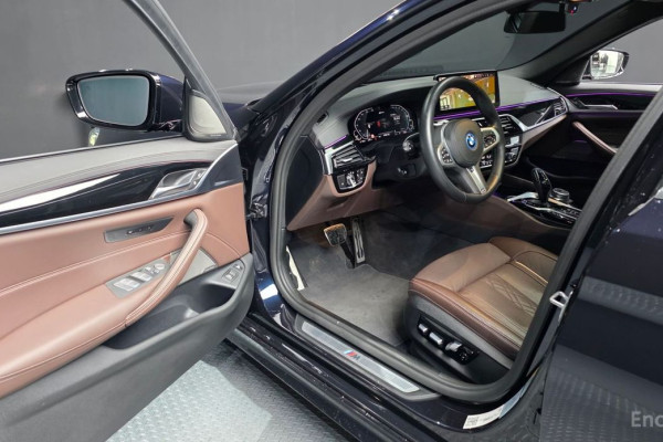 2022 BMW 5 серии с пробегом 7 420 км